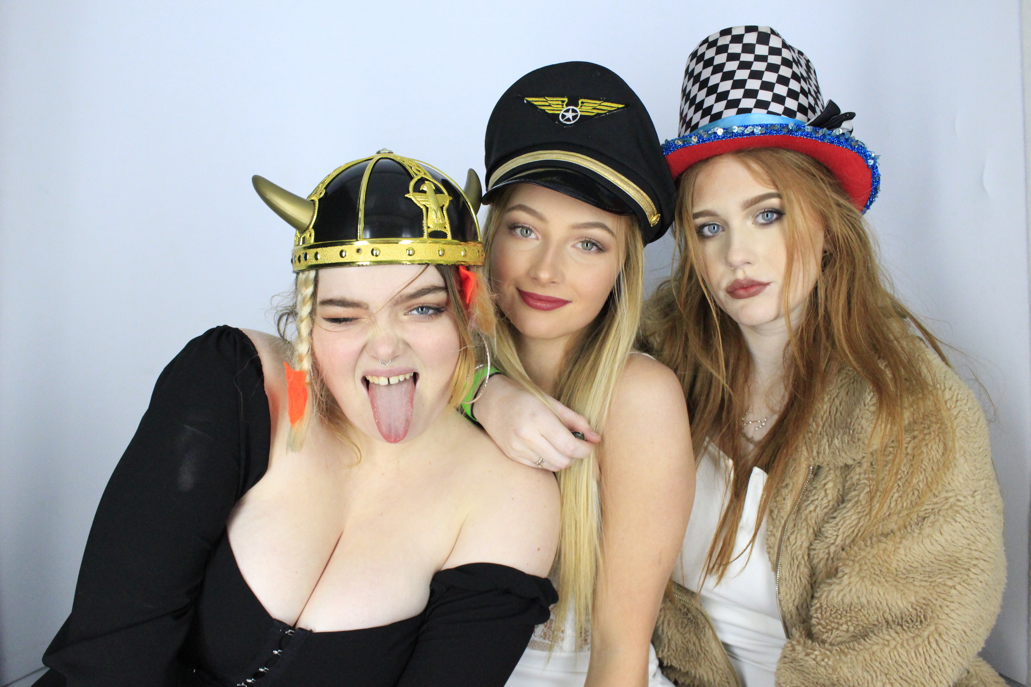 Issy & Alice's 18th Birthday Party | View more photos from the event at gallery.myphotoboothexperience.co.uk/u/MyPhotoBoothExperienceLtd/Issy-Alices-18th-Birthday-Party